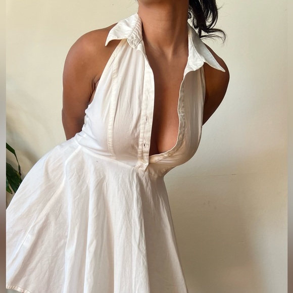 Cotton Spring Marilyn Halter Dress - Picture 3 of 5